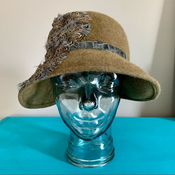 Gabriel Amar Frank Olive Brown Cloche Hat Feathers - Picture 1 of 7